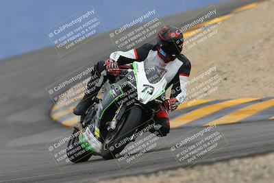 media/Jan-14-2023-SoCal Trackdays (Sat) [[497694156f]]/Turn 12 (120pm)/